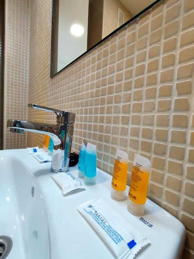 Apartamentos Sol Rastro Úbeda 0*,